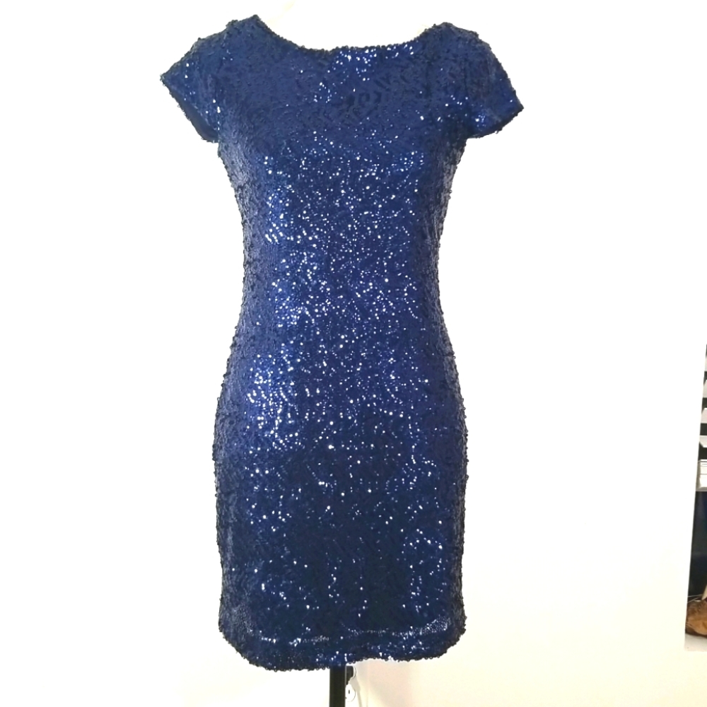 Speechlees Cocktail Sequined blue Dress. 5